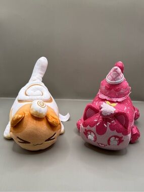 Aphmau Meemeows Cinnamon Roll and Strawberry Ice Cream Cat Plush Stuffed Animals